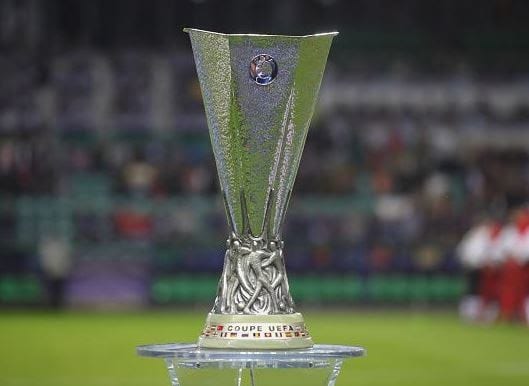 Chiếc cúp dành cho chức vô địch Europa League